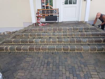 natursteintreppe_natursteinmauer2.jpg