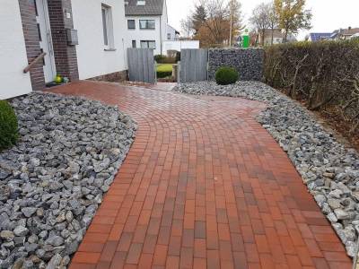 weg_pflastern3.jpg